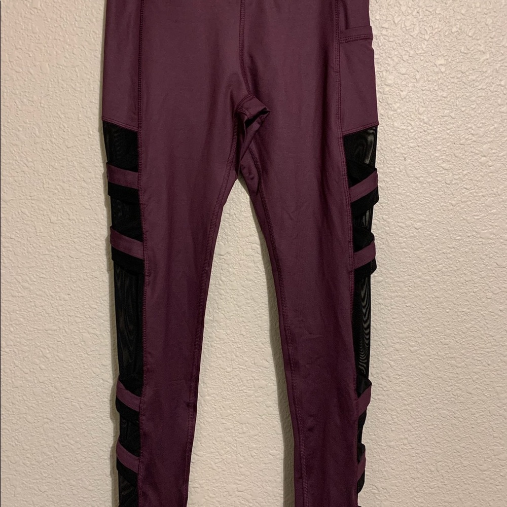 Athletic leggings